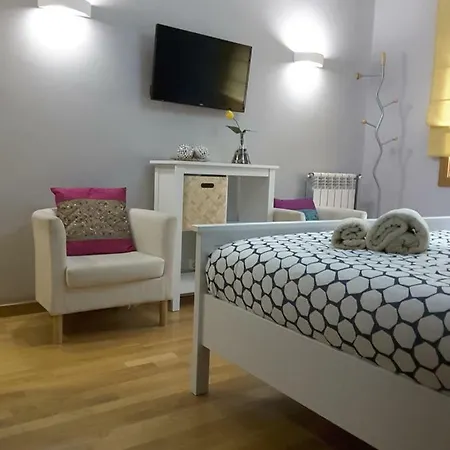 Lisbhouse - Splendid Space In *